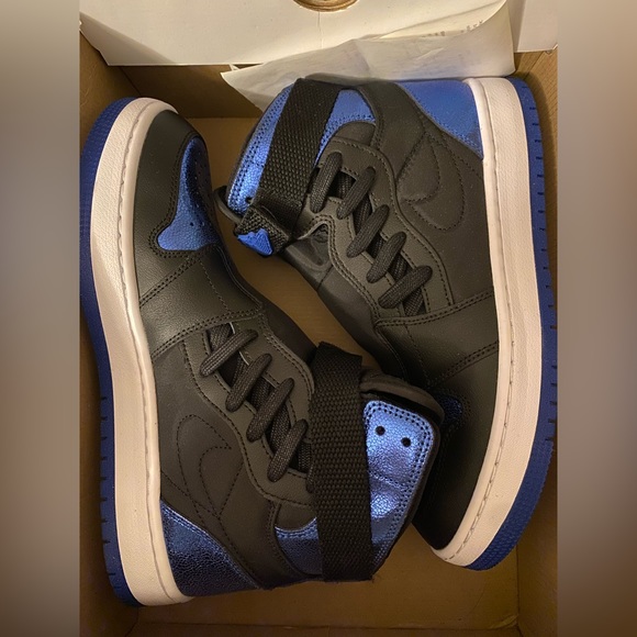 ❌SOLD❌Wmns Air Jordan 1 Nova XX 'Black Game Royal’ - Picture 2 of 14